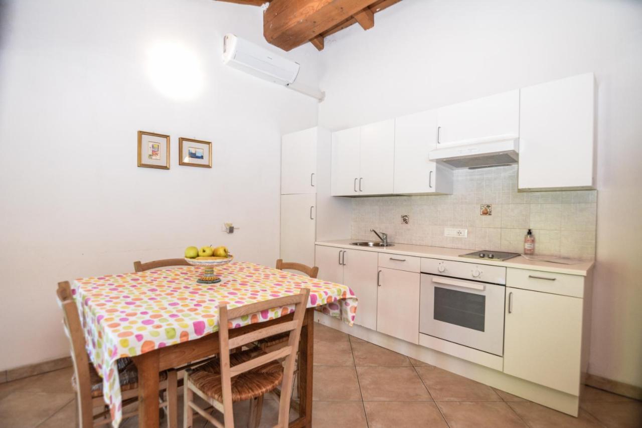 Agritur Airone Bed & Camping Levico Terme Quarto foto